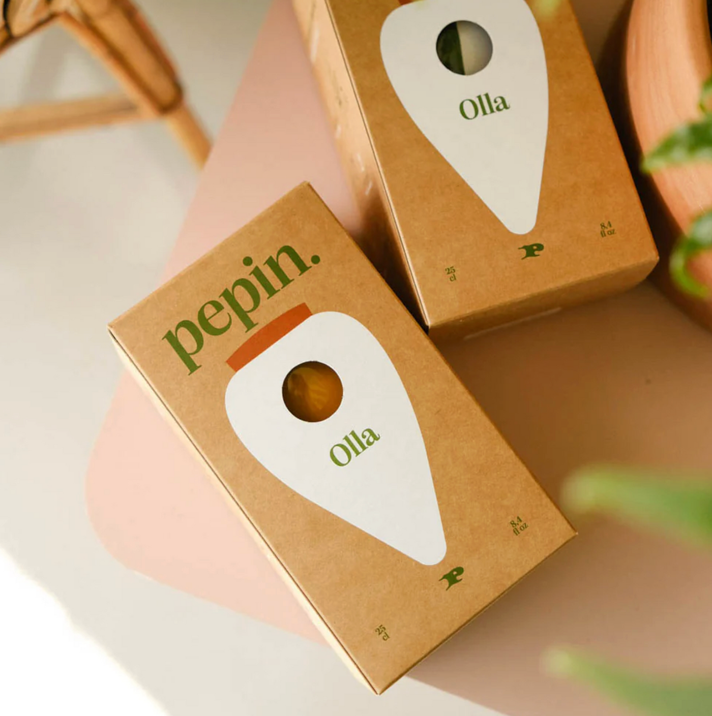 Pepin Self Watering Olla Speckled White - House of Kojo